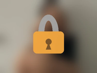 Carte de catégorie leak MYM du modèle Navybadg