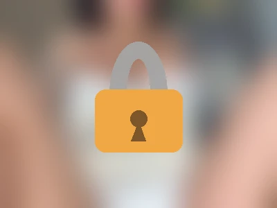 Carte de catégorie leak Fansly du modèle Nina Clracke Pee